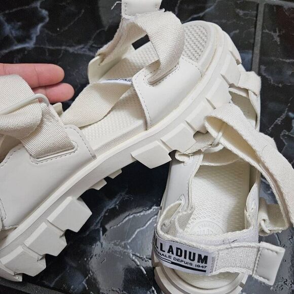 Palladium sandals - Picture 9 of 10